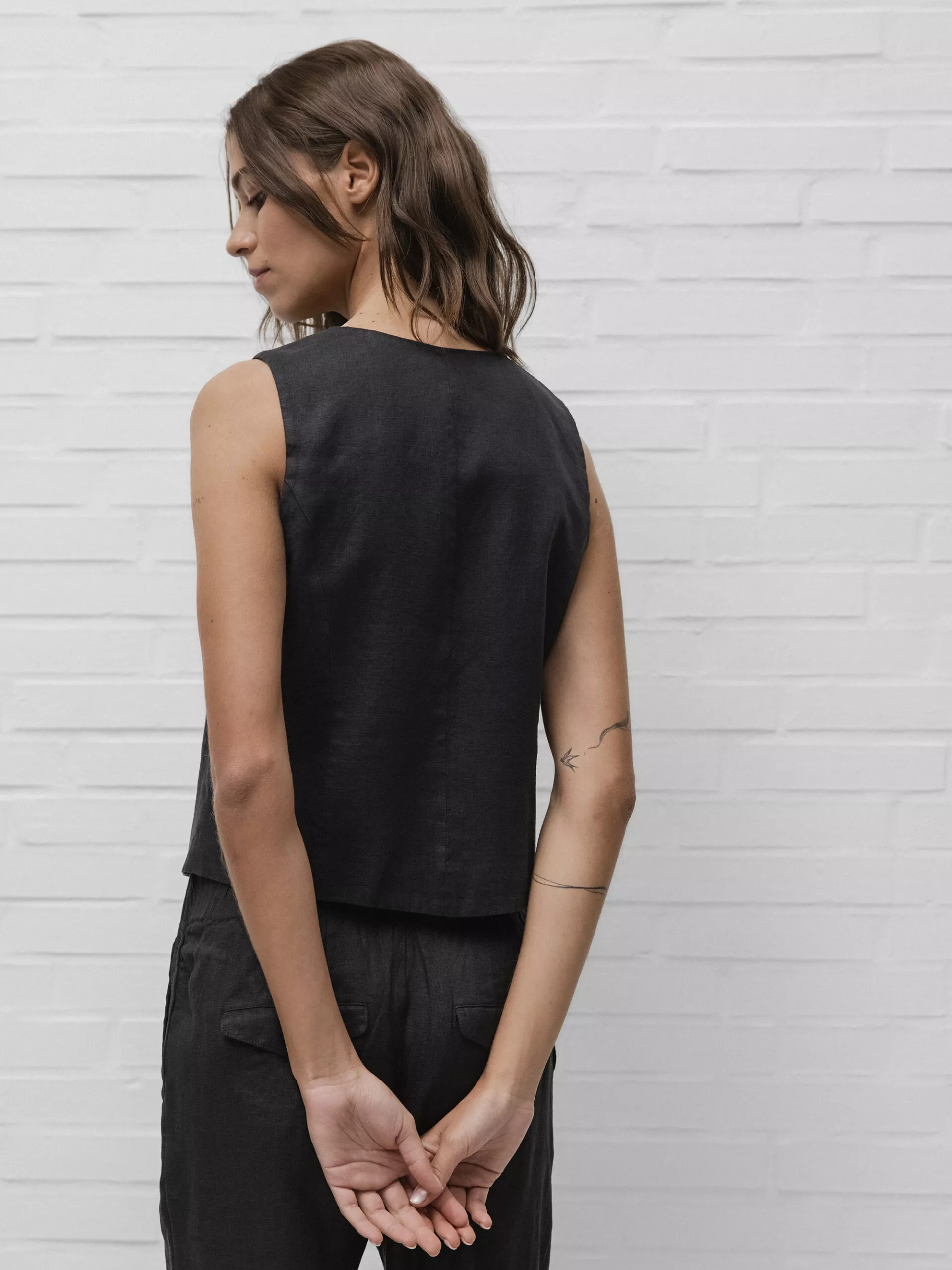 JCSOPHIE Leinenweste Geneva vest G8113 schwarz  
