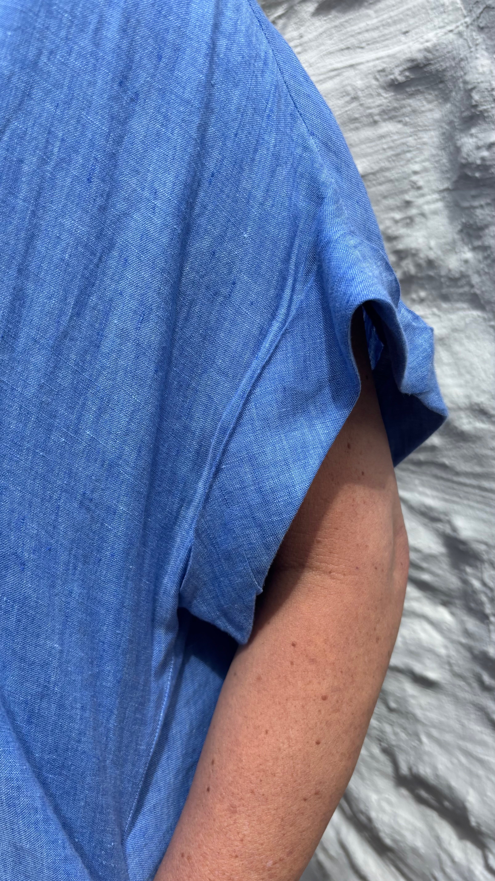 0039 ITALY Leinenkleid Noralie 210601 blau