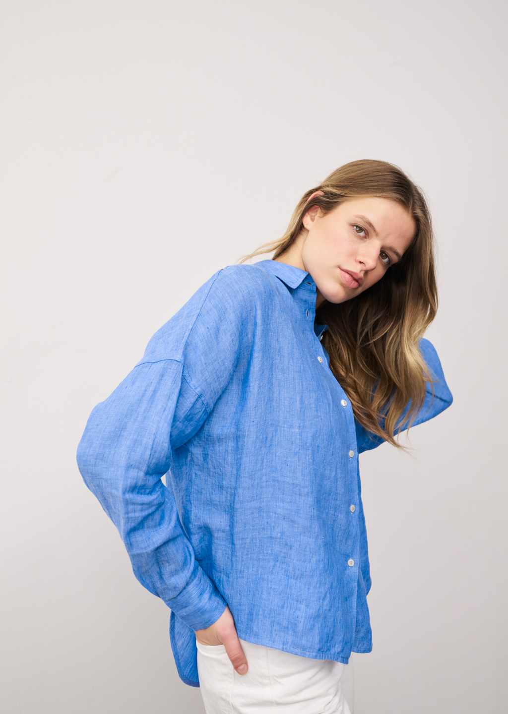0039 ITALY Leinenbluse Lucy 210600 blau